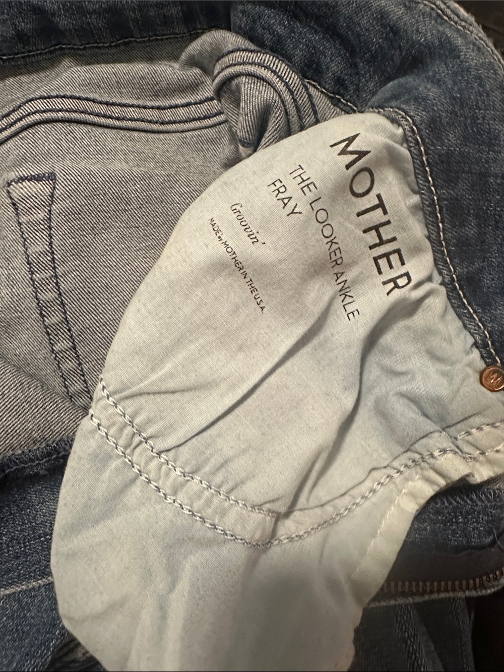 Mother “The Looker” Skinny Jeans - “Groovin” Wash - Picture 7 of 7